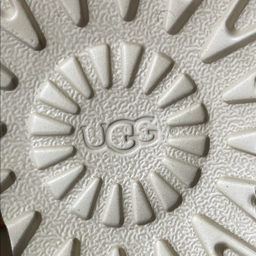 UGG Blue Denim Logo Pattern Shearling-Lined Winte… - image 10